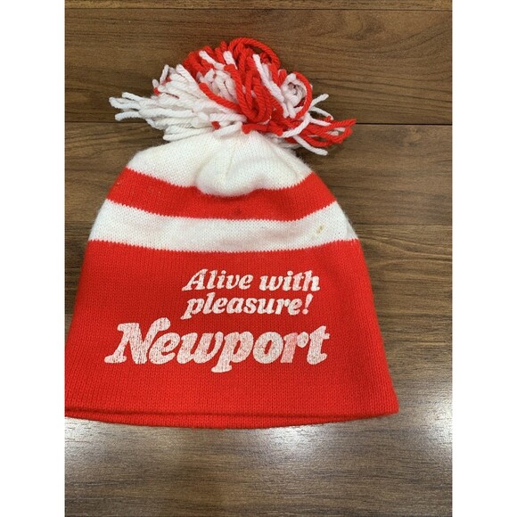 Vintage 80s 90s Newport Cigarettes Alive With Pleasure Beanie Pom Pom Hat - Picture 2 of 5